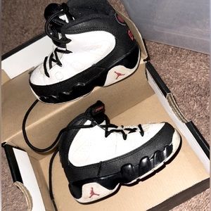 Toddler shoes size 6